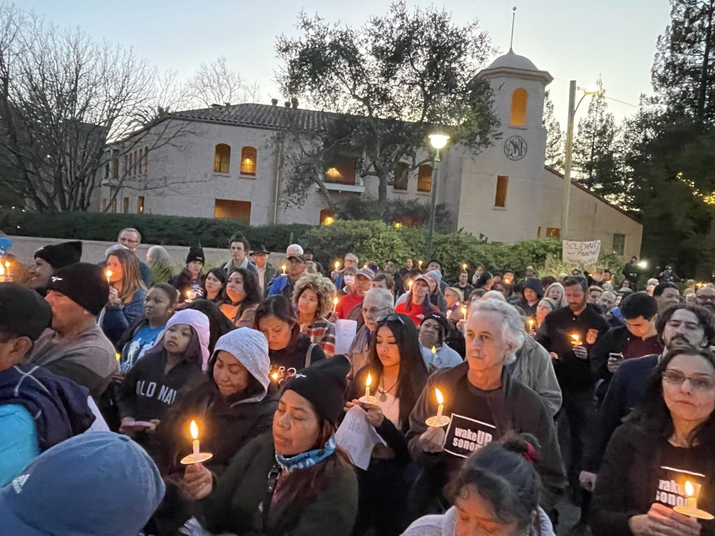 Featured image for - USA: Over 200 hotel workers and supporters protest at Fairmont Sonoma Mission Inn
